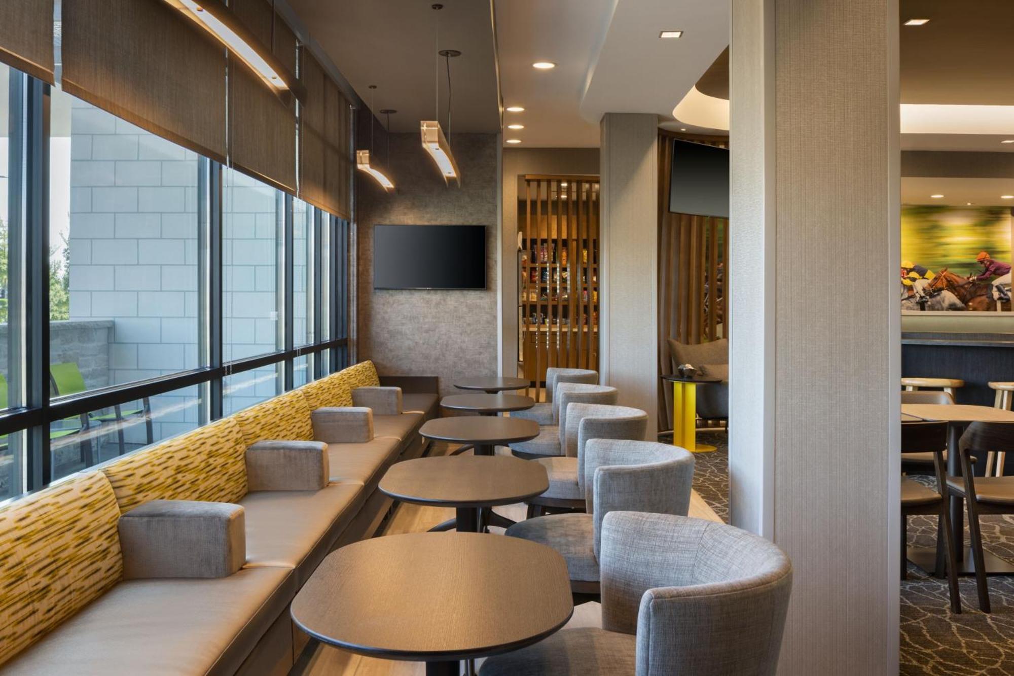 Springhill Suites By Marriott Боулинг Грин Экстерьер фото